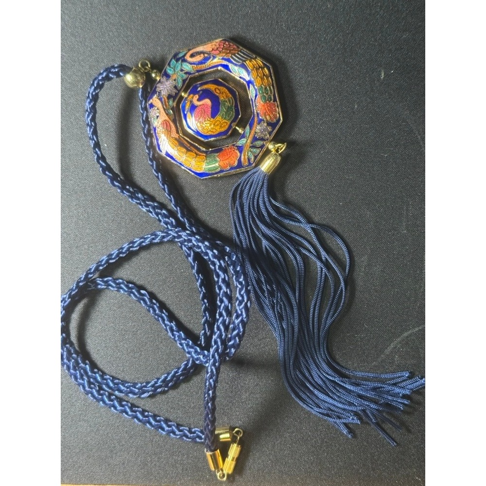 Vintage Cloisonne Enamel Peacock Spinning Pendant Tassel Necklace Blue 26in